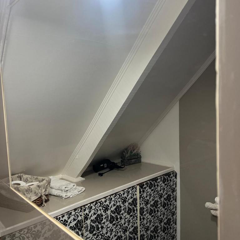 Casa Familiar Parking privado Terraza HotTub - Room #1586568101 - 29