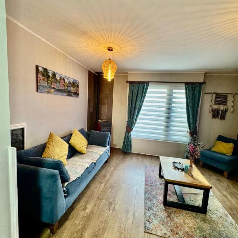 Casa Familiar Parking privado Terraza HotTub - Room #1586568101 - 30