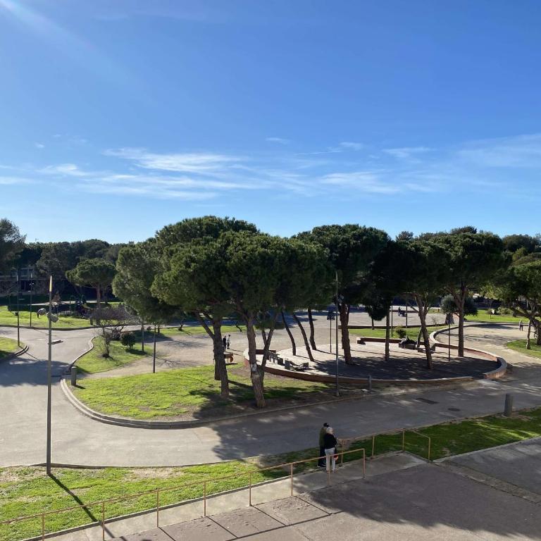 Agréable appartement climatisé avec vue sur parc - FR-1-553-334 - Appartement - 8