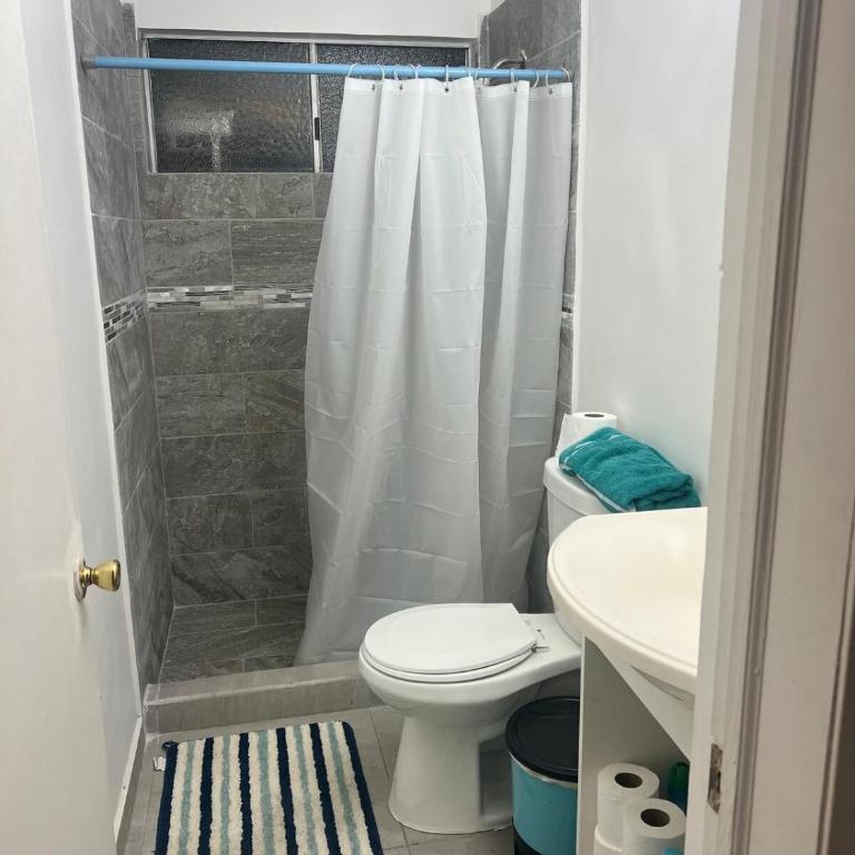 Candys beach apartment - Two-Bedroom House - 14