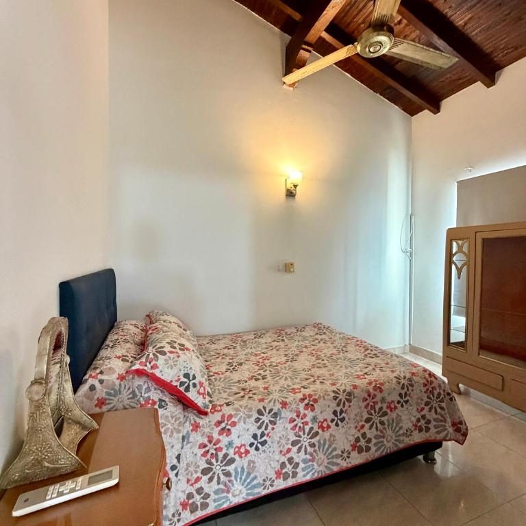 Cozy Apartment Near Airport, Beaches & Old City - Apartment with View and Balcony - 20