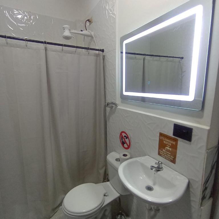 San Cristóbal Surf House II - Room #1586579801 - 19