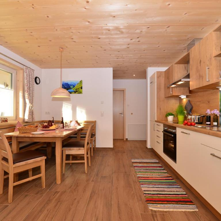 Landhof Müller - Familienapartment mit 2 Schlafzimmern und Aussicht - 8