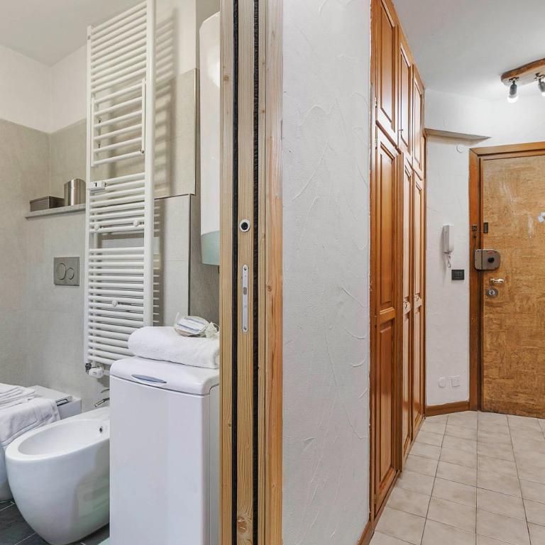 Appartamento Fiocco di Neve w/ View Balcony - Happy Rentals - Appartamento con Balcone - 16