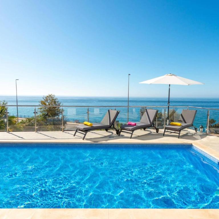 Villa Ladera Sol by Villa Plus - Villa - 1