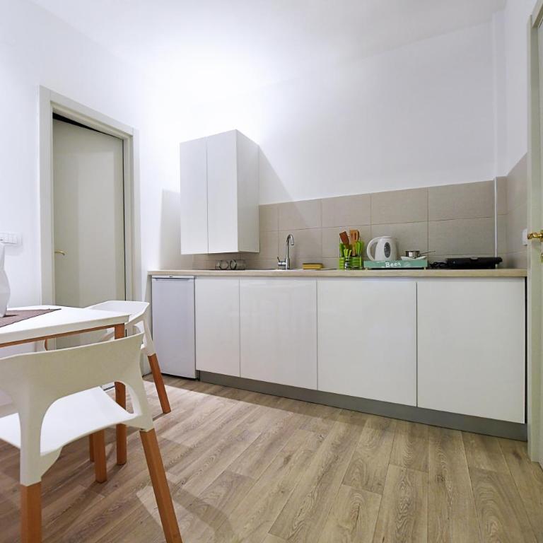 L9 Top Central Rooms and Apartments 2 - Apartman sa 1 Spavaćom Sobom - 14