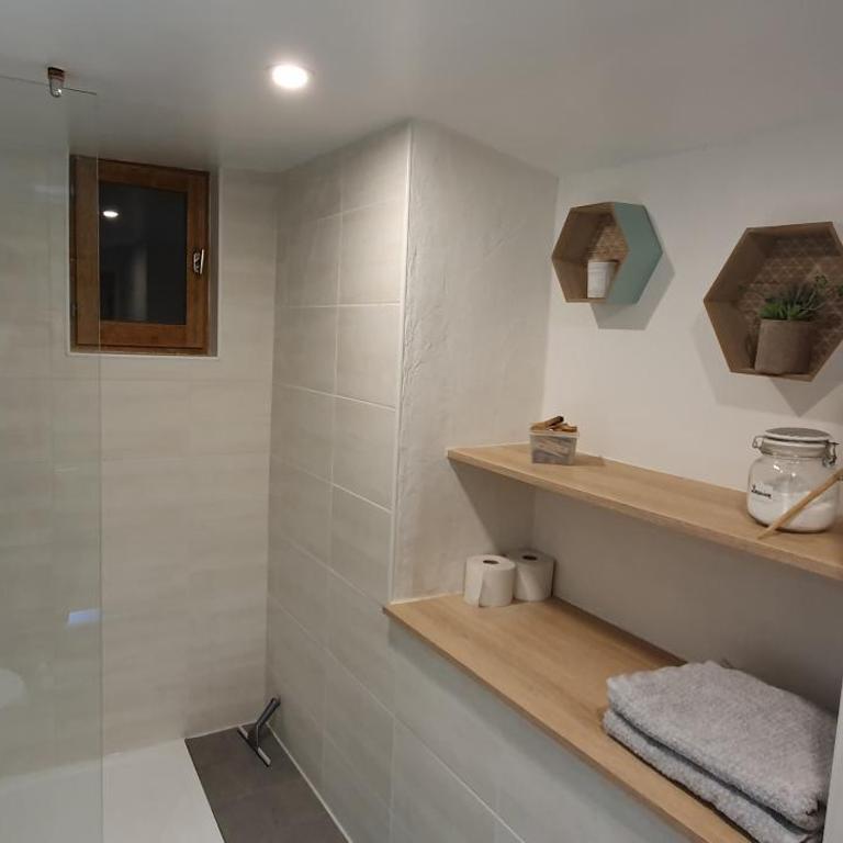 Appartement 4 personnes sur les hauteurs d'Eygliers - Appartement 2 Chambres - Vue sur Jardin - 5