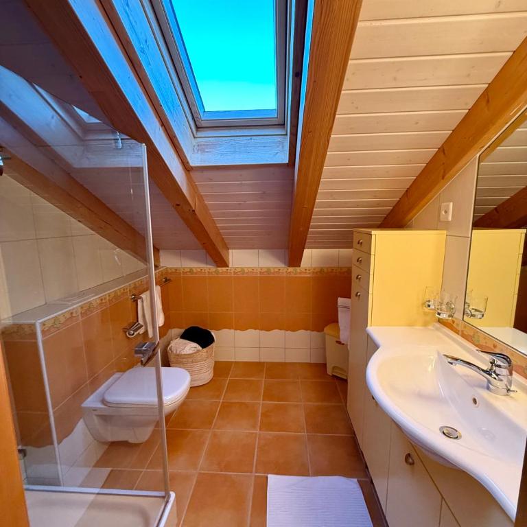 Duplex spacieux et plein de charme à Crans-Montana - Apartment - 24