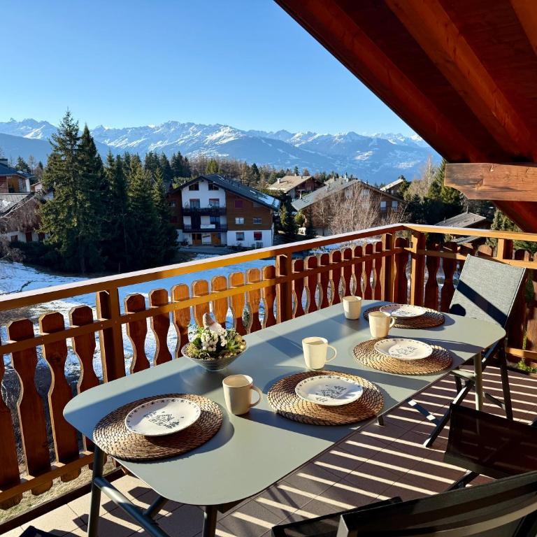 Duplex spacieux et plein de charme à Crans-Montana - Apartment - 1