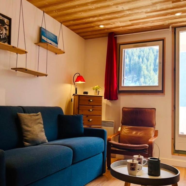 Nice flat Aiguille du Midi with balcony - Apartment - 2