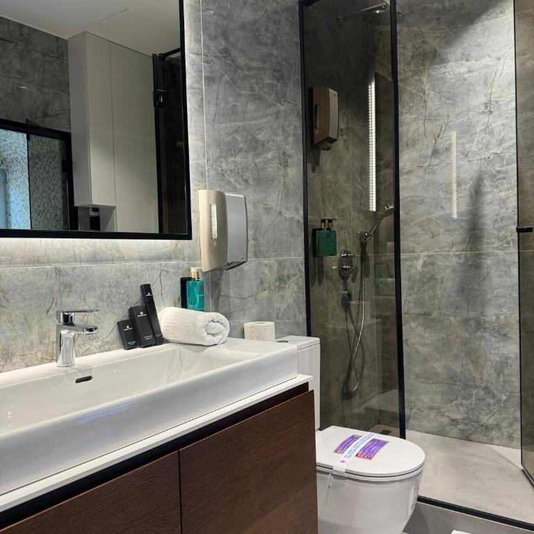Atera Business Suites - One-Bedroom Apartment with Sauna and Hammam - Free Parking - 7