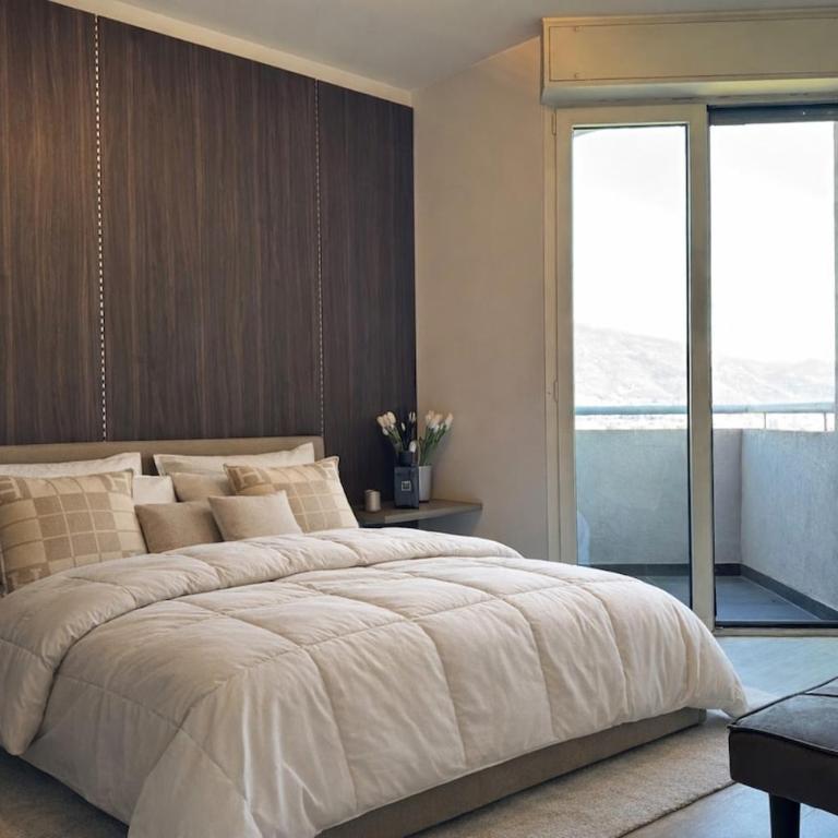 Panoramic Penthouse Brescia - Jacuzzi - Private Parking - Appartamento Superior con 2 Camere da Letto - 13