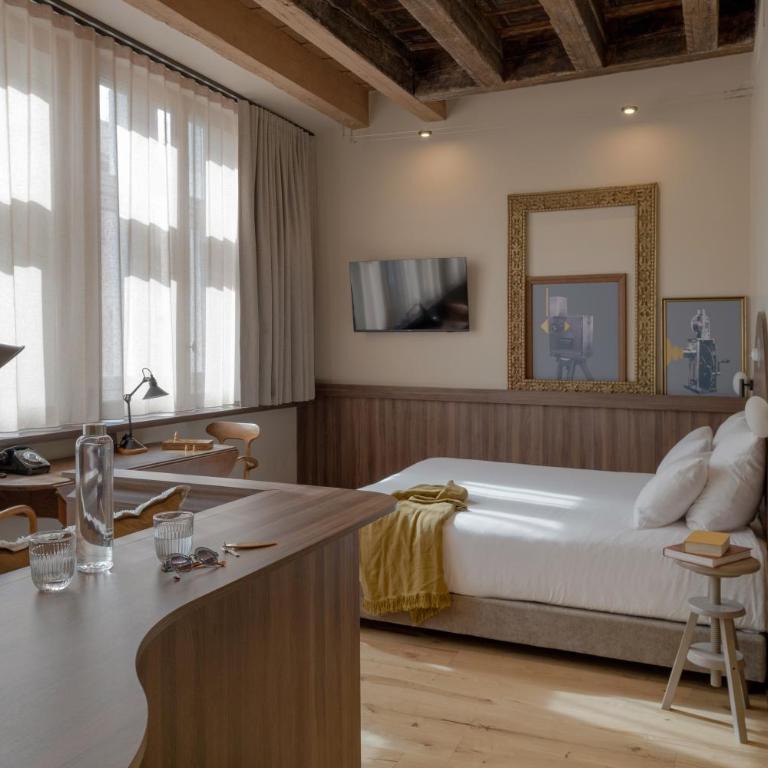 Académie Hôtel Lyon - Suite Lumière - 1