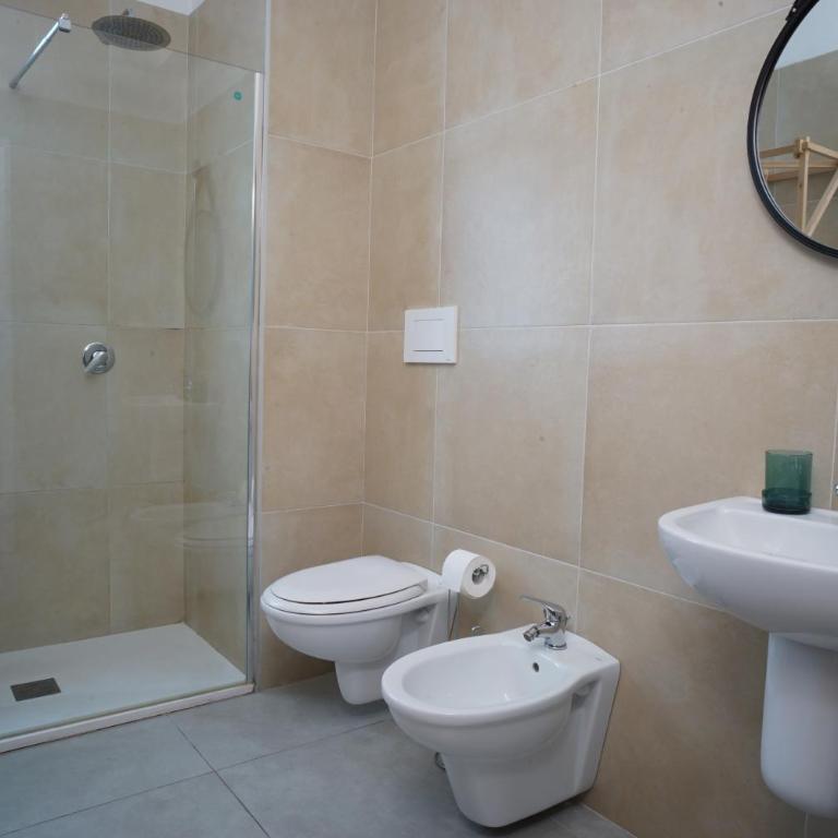 Casa Base - Triple Room with Shared Bathroom - 6