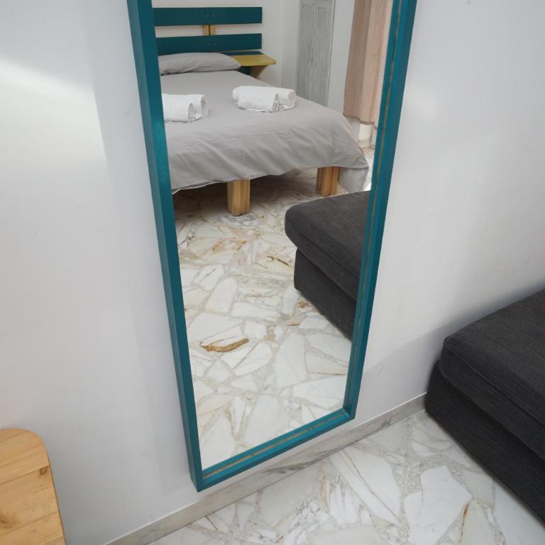 Apple guest house - Double Room with Shared Bathroom - 1