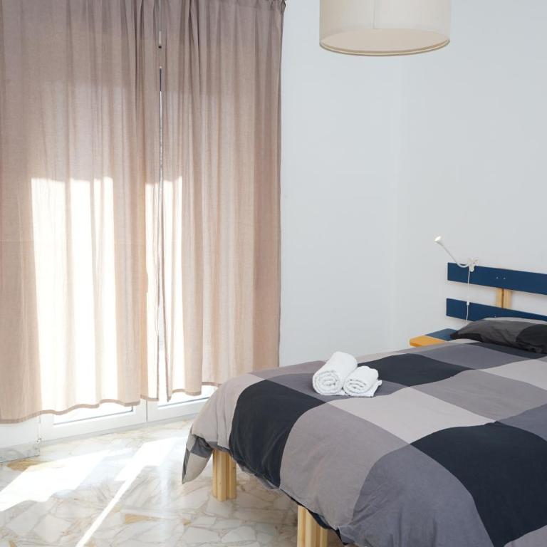Apple guest house - Triple Room with Shared Bathroom - 2