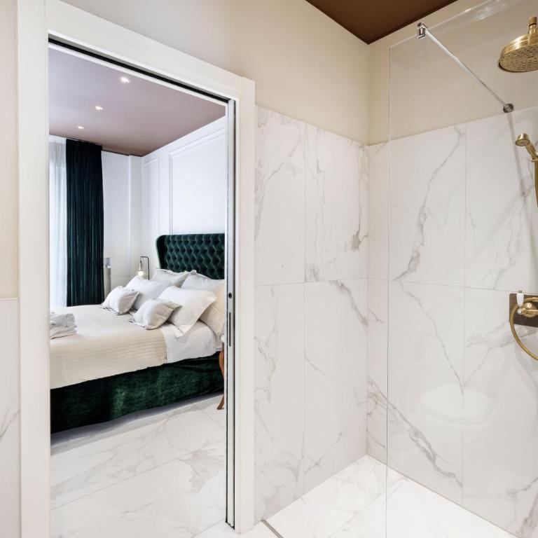 Siano Luxury Suites - Riviera Collection - Superior King Suite - 15