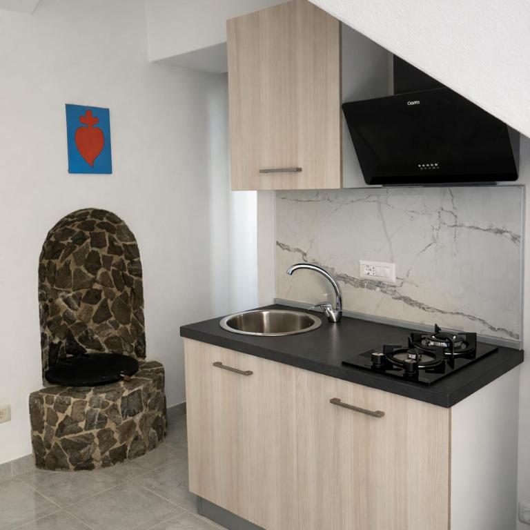 Aeolian Apartments - One-Bedroom Apartment - 4
