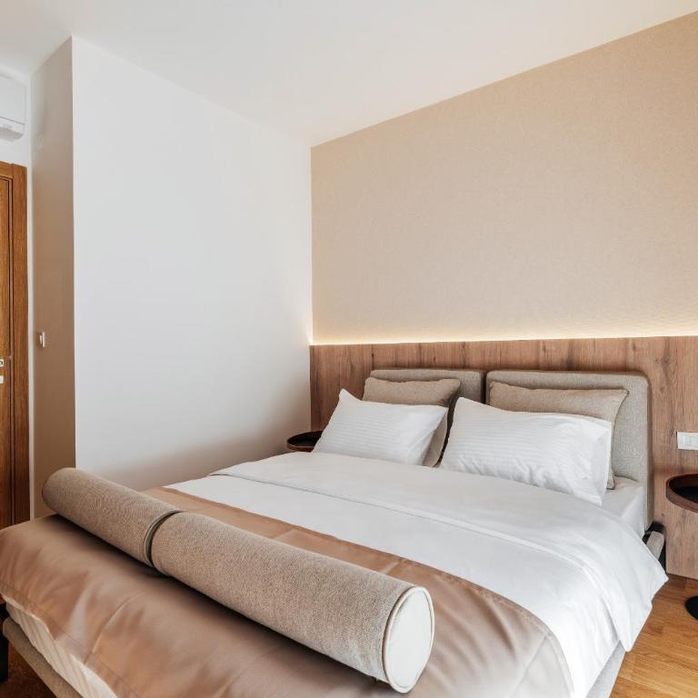 APART 28 - Premium Suites - Deluks Apartman sa 2 Spavaće Sobe i Balkonom - 3
