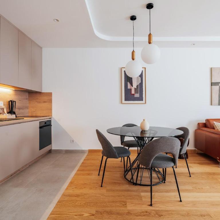 APART 28 - Premium Suites - Deluks Apartman sa 2 Spavaće Sobe i Balkonom - 17