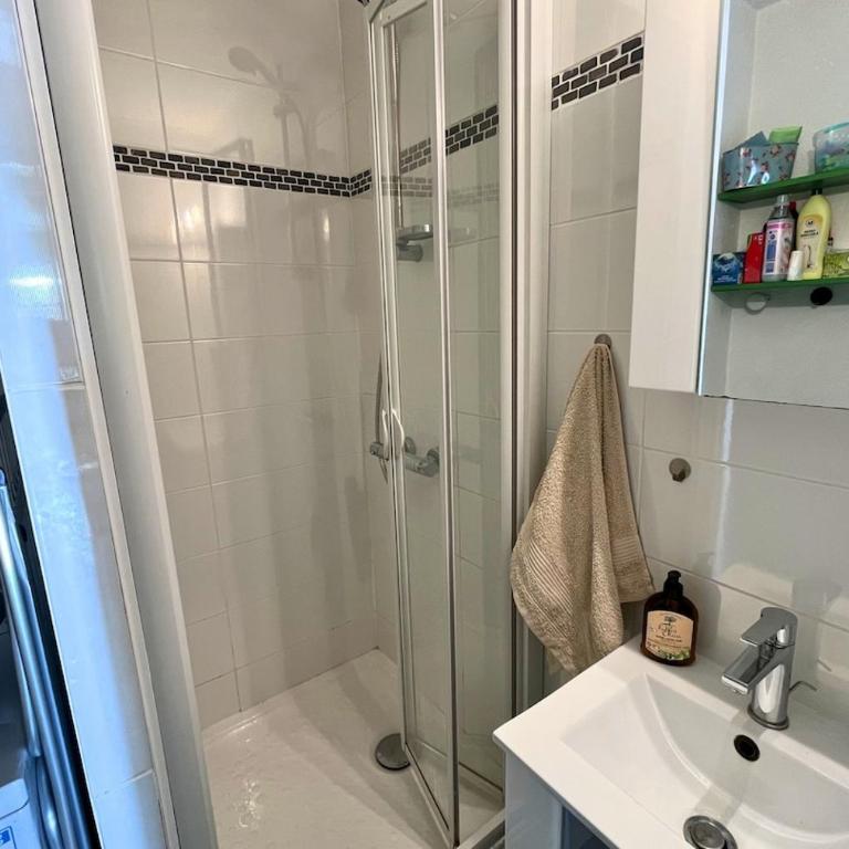 L'appart du lac - 2à5p - Parking - Accès piscine - Two-Bedroom Apartment - 3
