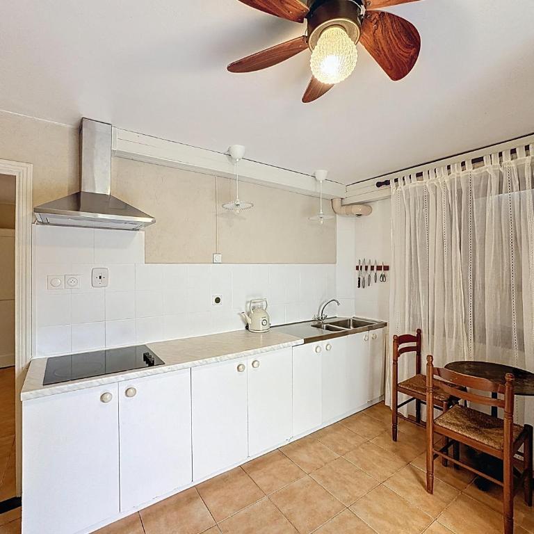 Lou Rayas - Studio-Apartment - 5