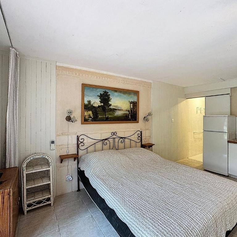 Lou Rayas - Studio-Apartment - 6