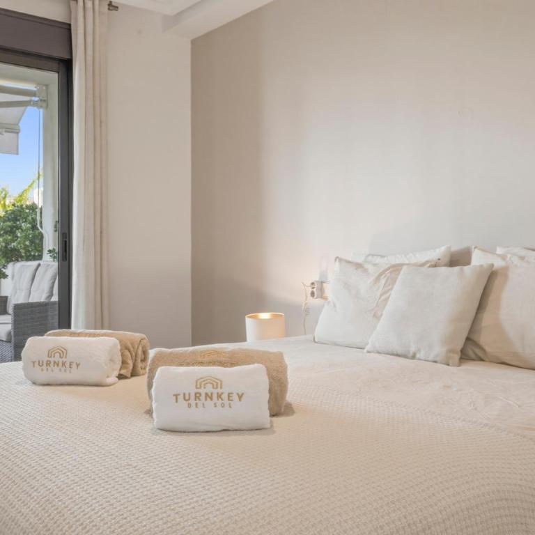 Perla Del Sol Estepona - Apartamento de 2 dormitorios con balcón y terraza - 3