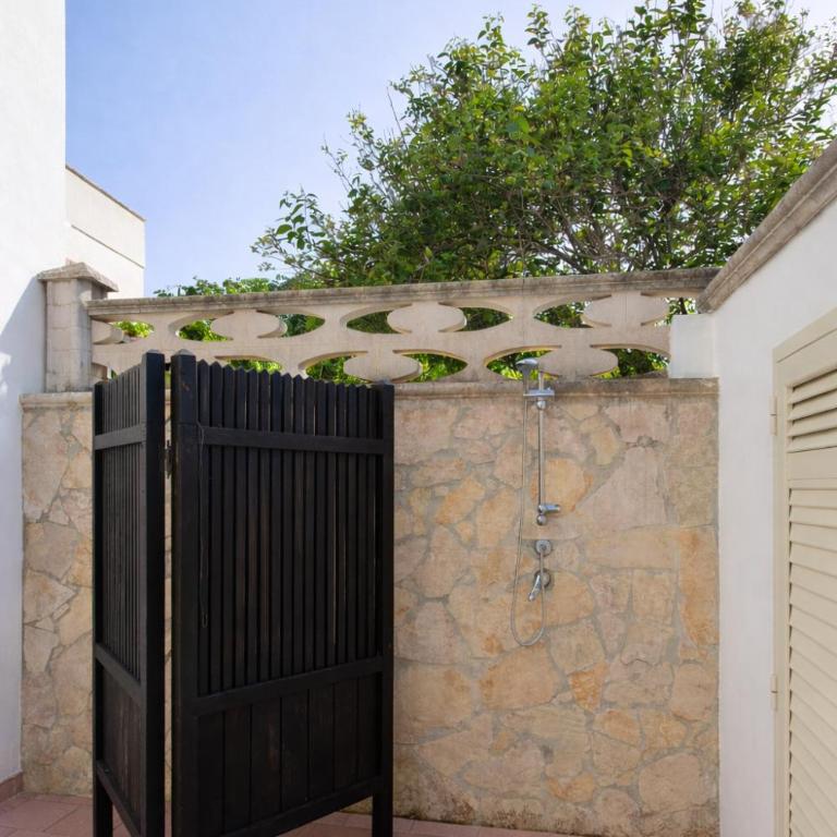 Paolo&Claudia - La Casa Di Mare by Salento Mare Cielo Travel Slow Live More - Three-Bedroom Vacation Home - 10