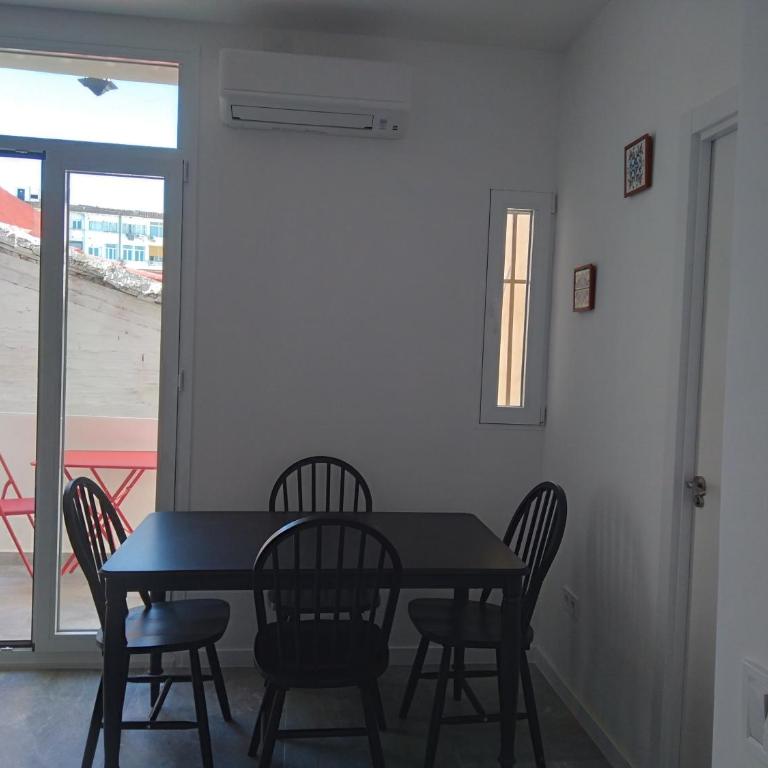 La Corona de Valencia - Two-Bedroom Apartment - 12