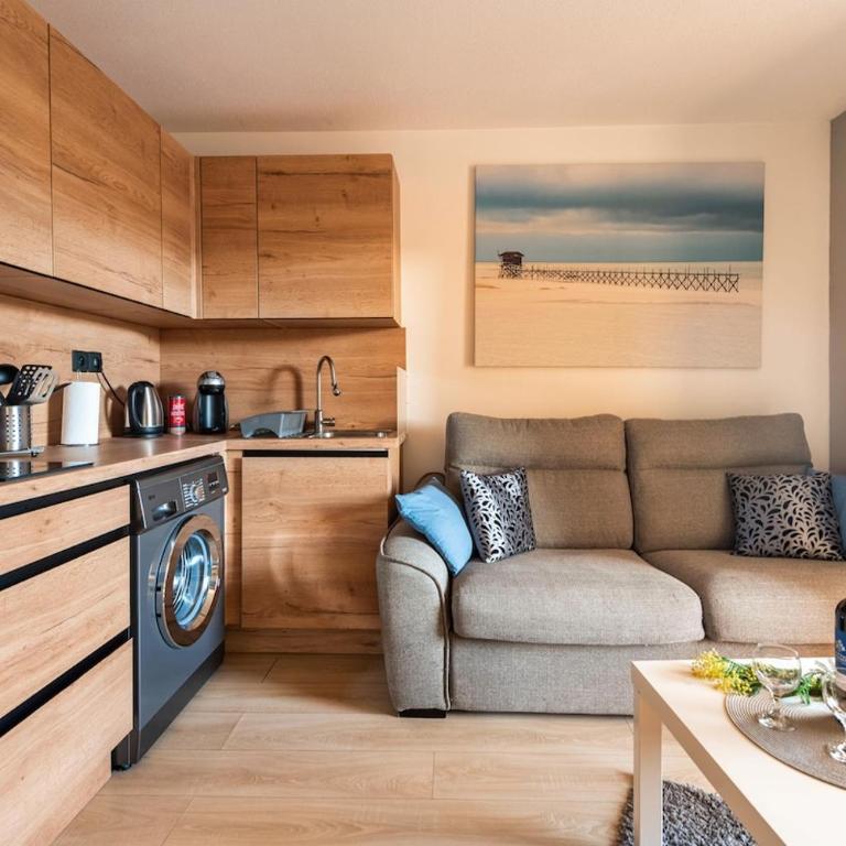 T2 à 300 mètres des plages de la faviere - Appartement 1 Chambre - 2