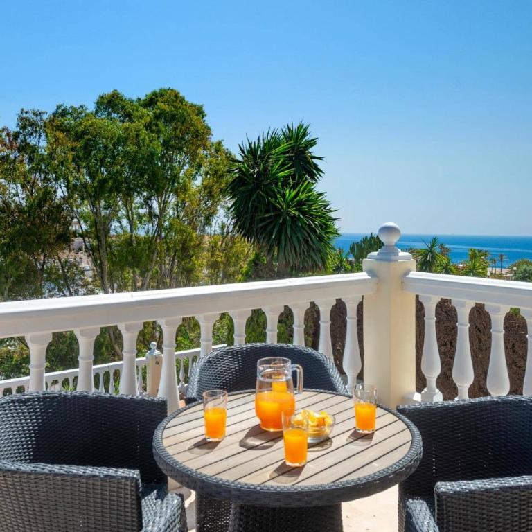 Villa La Cresta by Villa Plus - Villa - 3