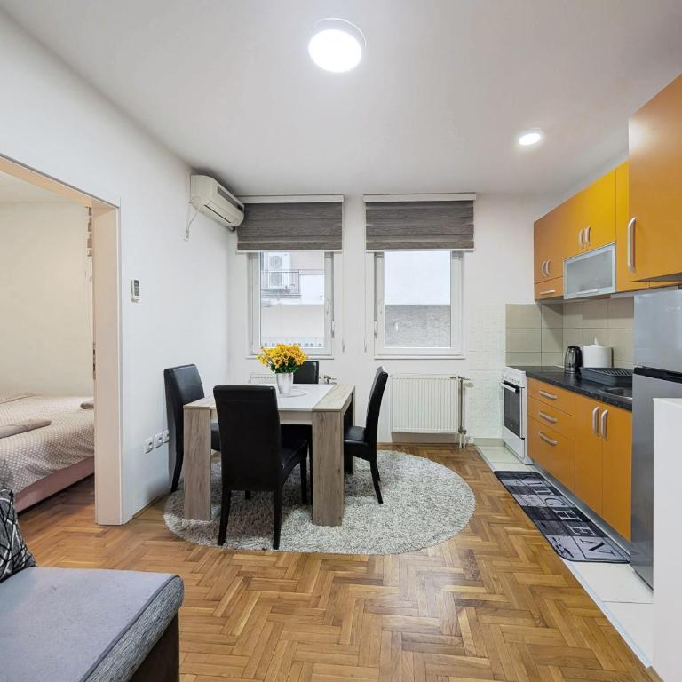 Stay & smile Novi Sad 222 - Apartman sa 2 Spavaće Sobe - 25