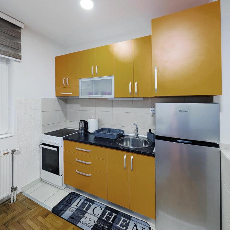 Stay & smile Novi Sad 222 - Apartman sa 2 Spavaće Sobe - 5