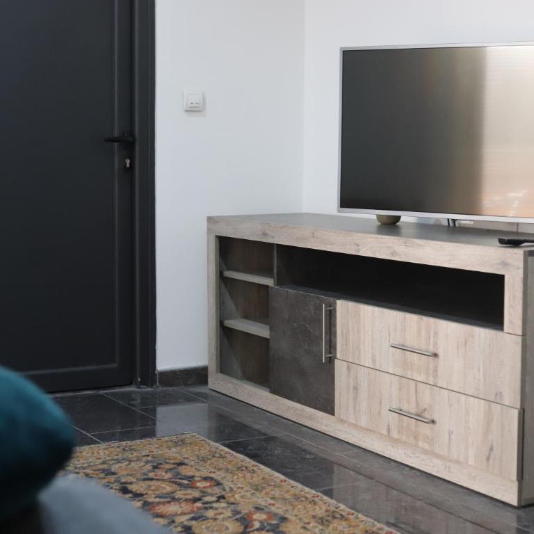 Blu points - One-Bedroom Apartment with Terrace - 9