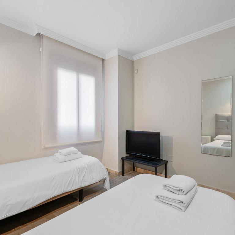 2b luxury in Beach Area new Golden Mile - Apartamento de 2 dormitorios con terraza - 24