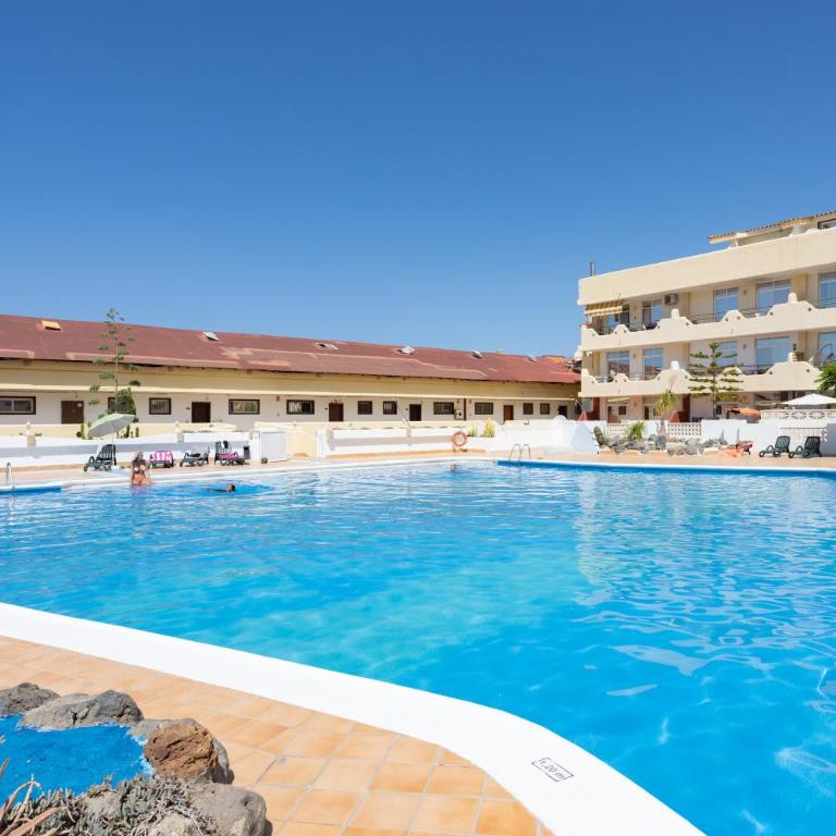 Home2Book Apart with Terrace & Pool in Costa Adeje - Apartamento de 1 dormitorio - 1