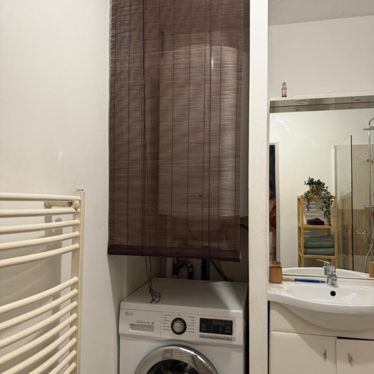 Appartement cosy T2 proche commodités et mer - Apartamento de 1 dormitorio - 5