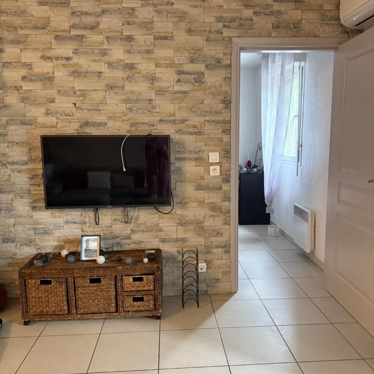 Appartement cosy T2 proche commodités et mer - Apartamento de 1 dormitorio - 7