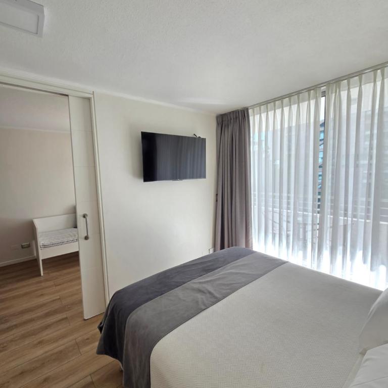 Apart Lyon Suite - One-Bedroom Apartment - 25