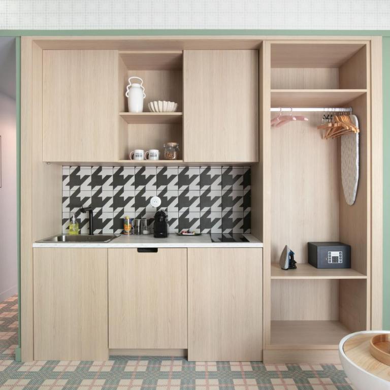 Hotel Aparthotel AMMI Nice Lafayette - Premium Studio with shower and Bath - 2
