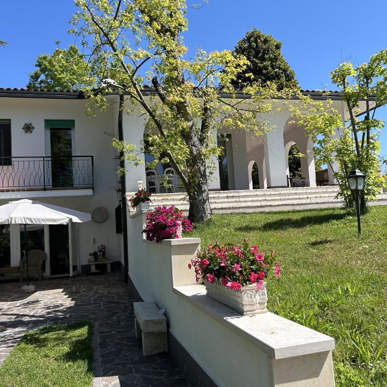 VILLA MAGNOLIA - Ferienhaus - 3