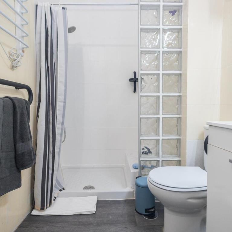 Vintage Flat - Terrace & Pool - Apartamento Superior de 1 dormitorio con balcón - 24