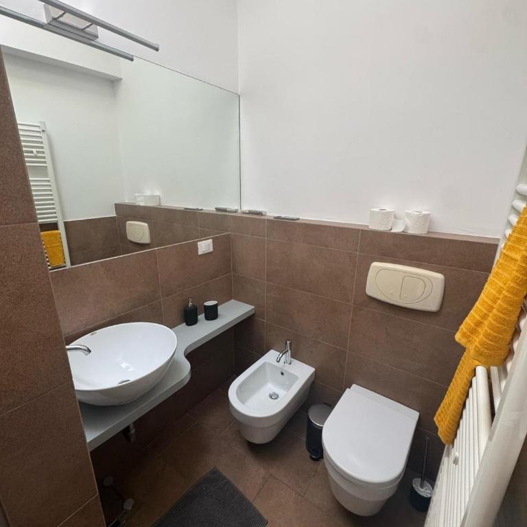 Independent house private garden - Four-Bedroom House - 29