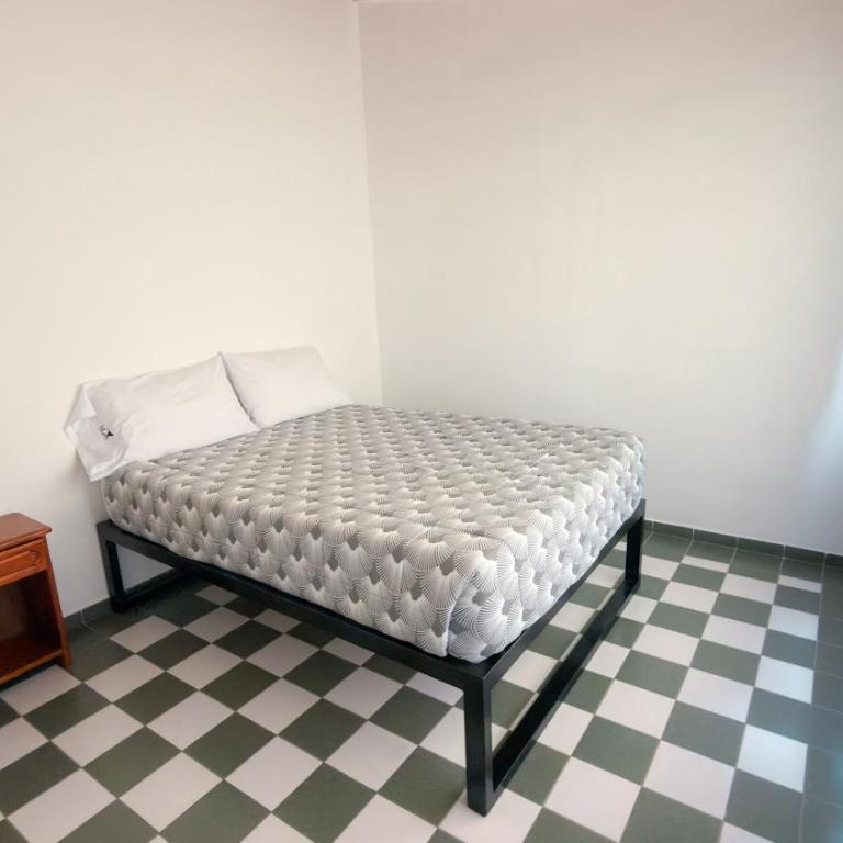 La Veleta - Two-Bedroom Apartment with Balcony - 5