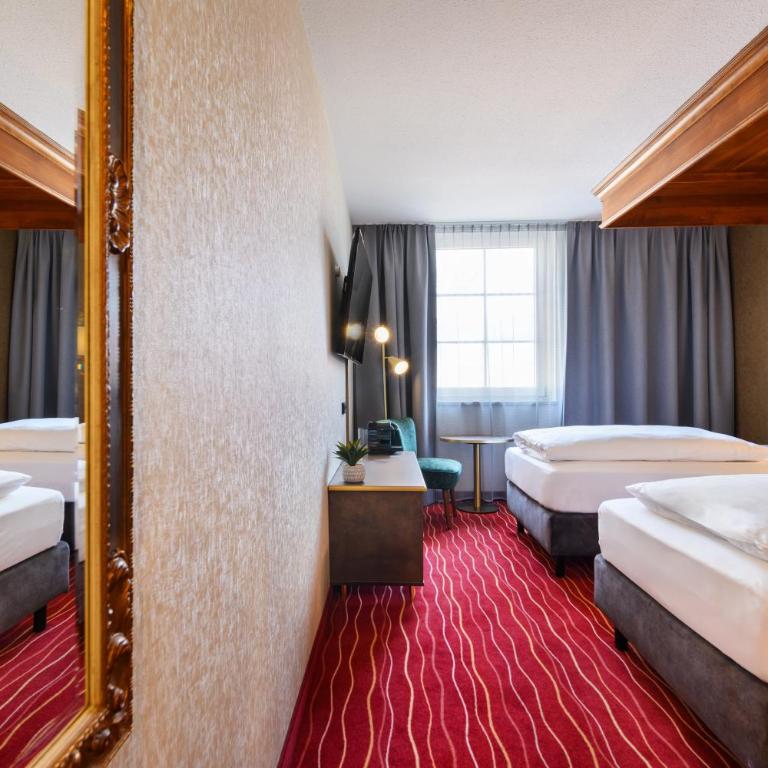 KING's Hotel First - Double Room - 13