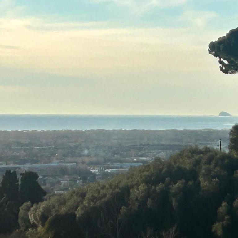 Splendida Casa A Camaiore Con Vista Mare - Casa Vacanze con 2 Camere da Letto - 8