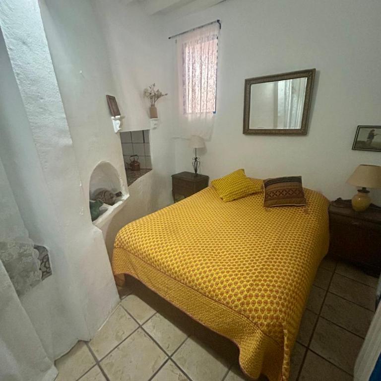 Guesthouse La Tienda - Habitación Doble con baño privado - 3