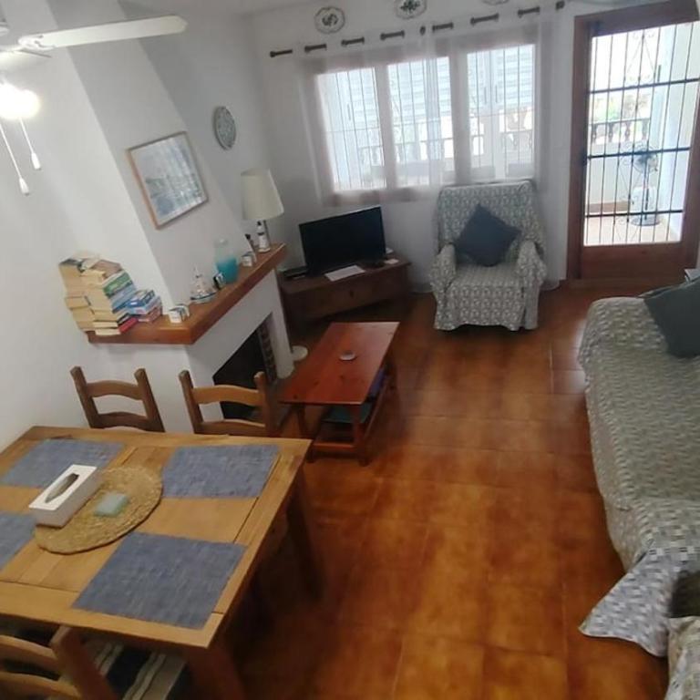 Casa Almadraba - Two-Bedroom Apartment - 13