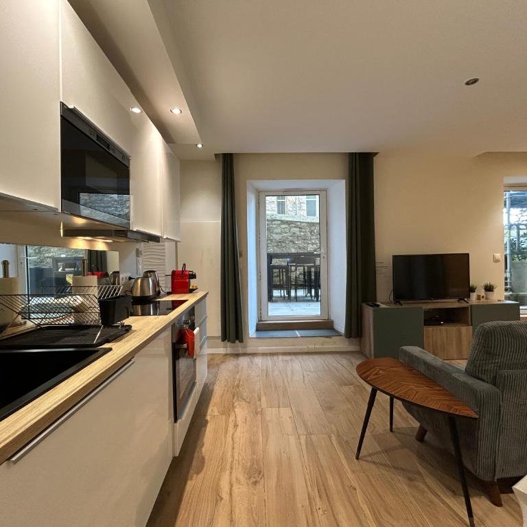 Magnifique appartement avec terrasse, parking et vue sur l'océan pour 6 - Appartement 2 Chambres - 13
